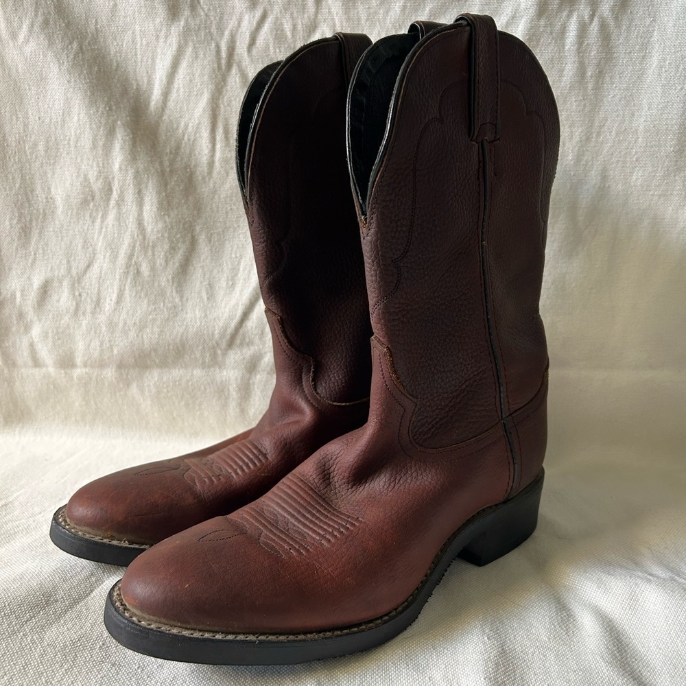 Tony Lama Cowboy Boots, Dark Brown, Men’s Size 8.5D; Almond Toe, Oil Res…